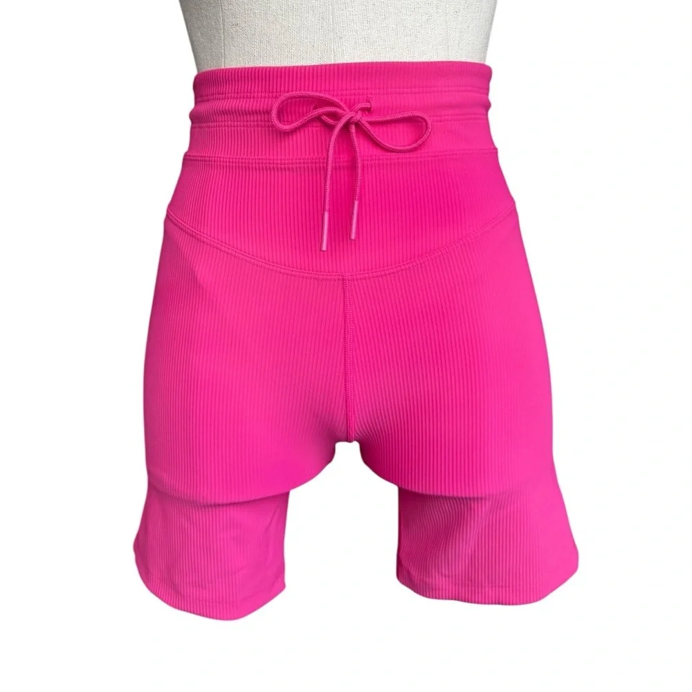 NWT Lorna Jane Flaunt it Rib Bike Short in Babin Pink Small - Picture 4 of 10